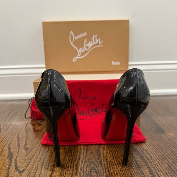 New Christian Louboutin So Kate 120mm Black Patent Leather Size EU 38 US 7.5 - Picture 13 of 17